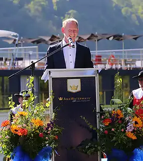 Master_of_Ceremonies_AmaKristina_Christening_750x606.webp