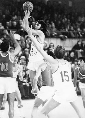 Sparta 1975 Tirana (Gwozdz).jpeg