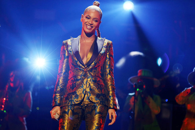 Beyoncé Urges Fans To Get In Formation And Vote This November