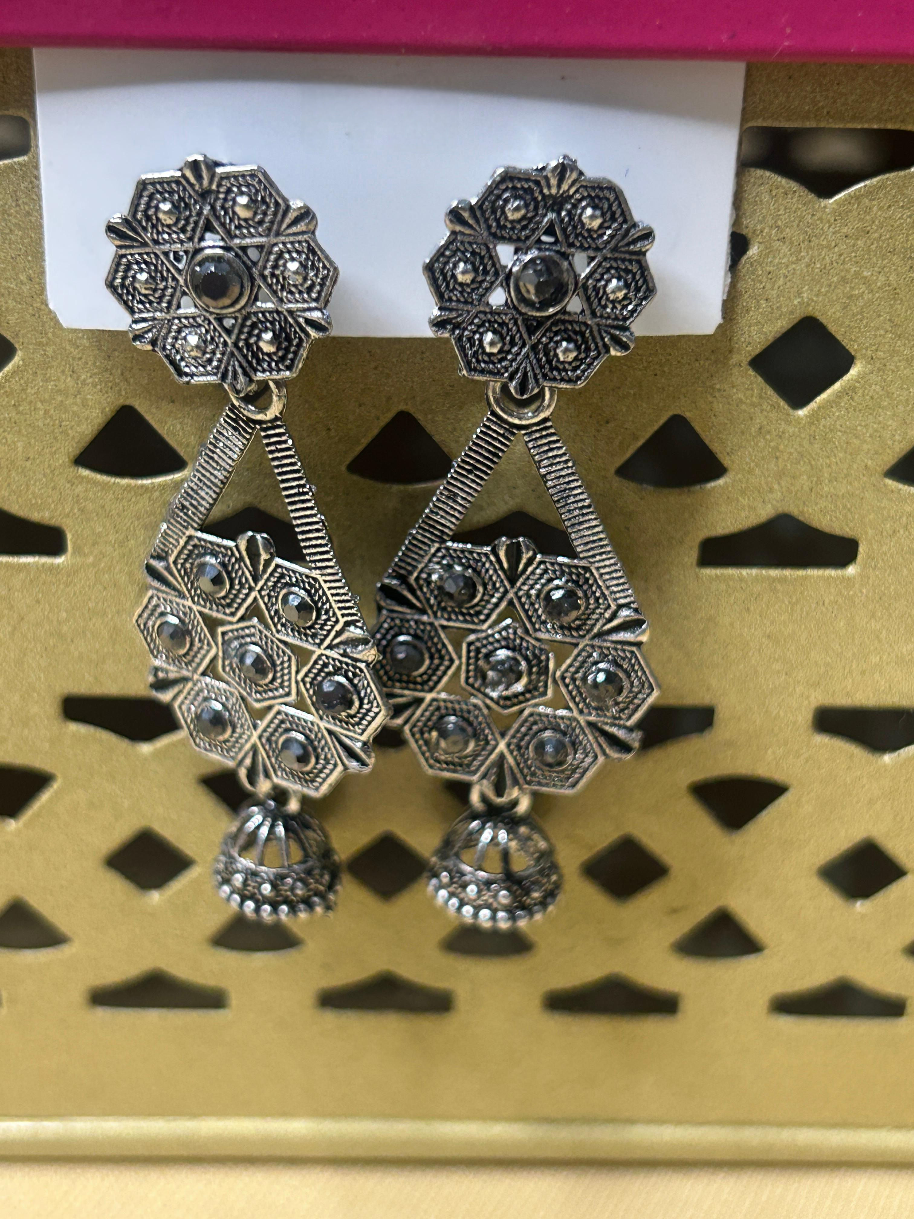 Women Festive Vintage Design Traditional Jumka