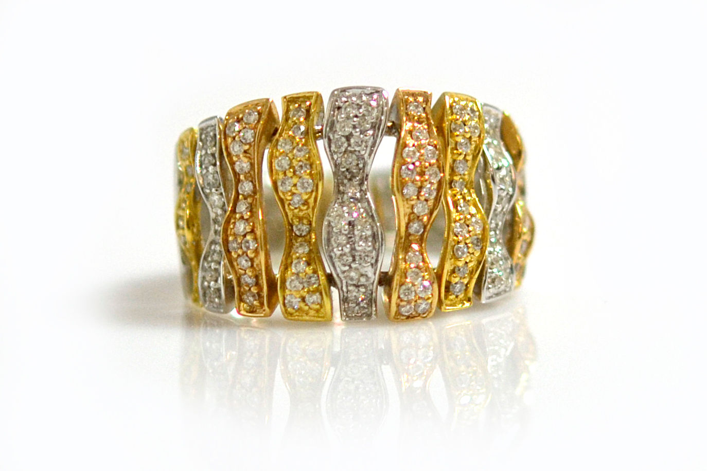 18ct YG/RG/WG Tri-gold wide diamond band ring