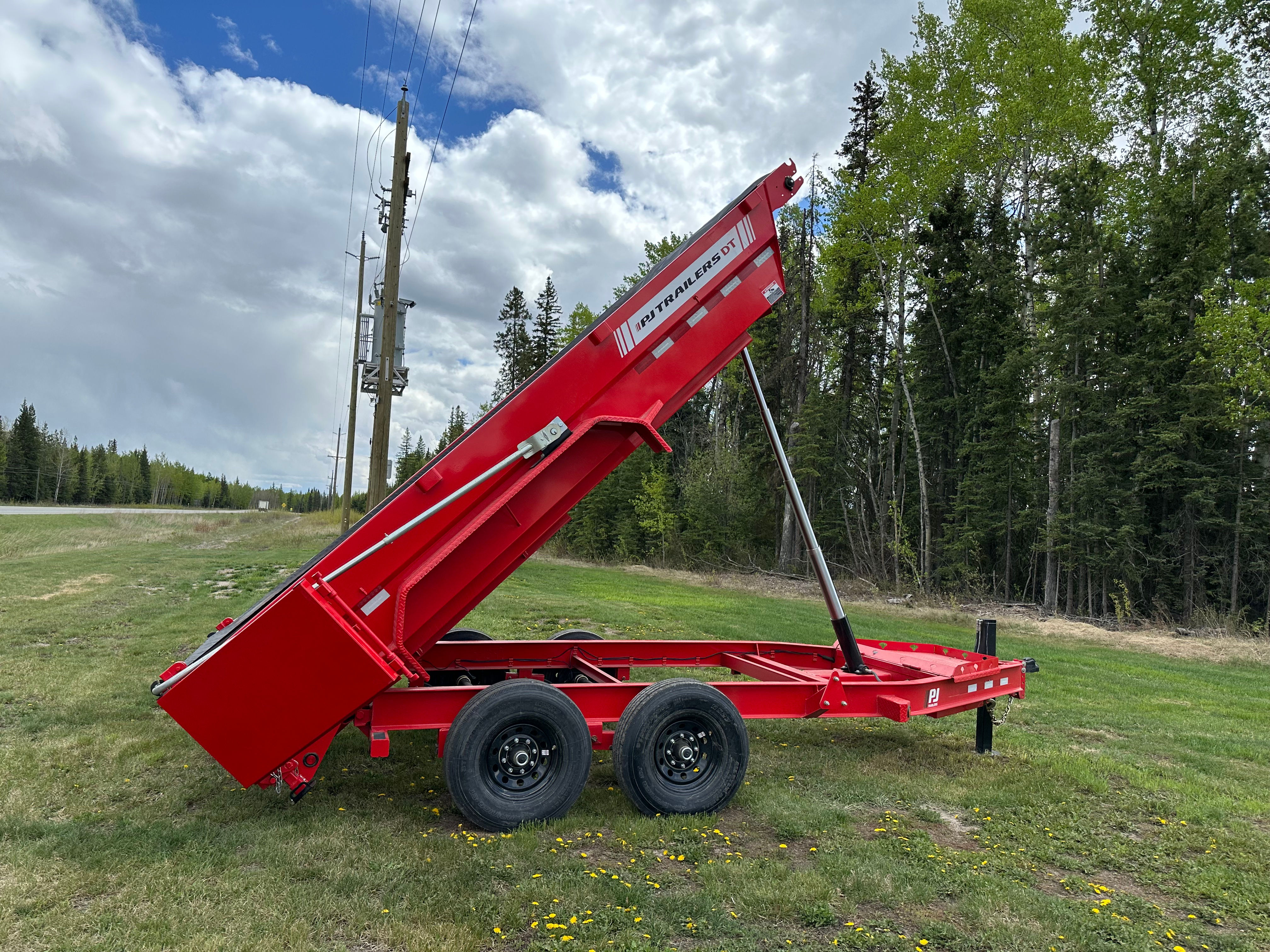7' x 14' Dump Trailer - Telescopic Hoist