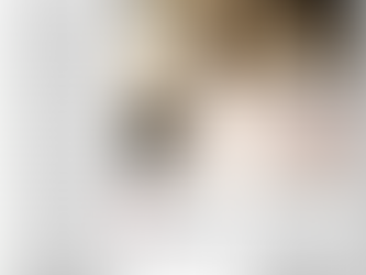 Famiglia in crisi con le bollette, staccata la corrente: "Aiutateci".