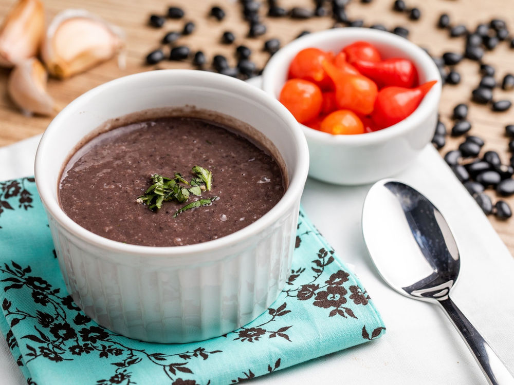 Easy Crock-Pot Black Bean Soup