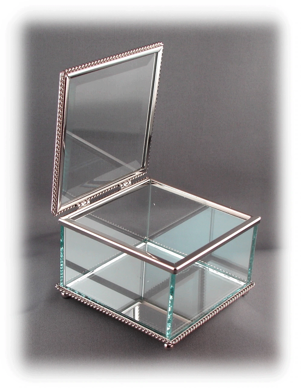 SquareGlassBox