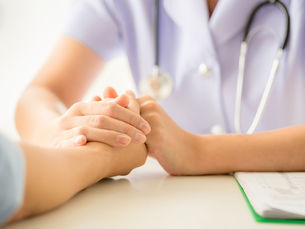 Como atrair e fidelizar pacientes através do marketing para a área da saúde