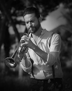 Performing Trumpetist