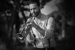 Performing Trumpetist