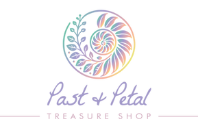 Logo Past and Petal Treasure shop.png