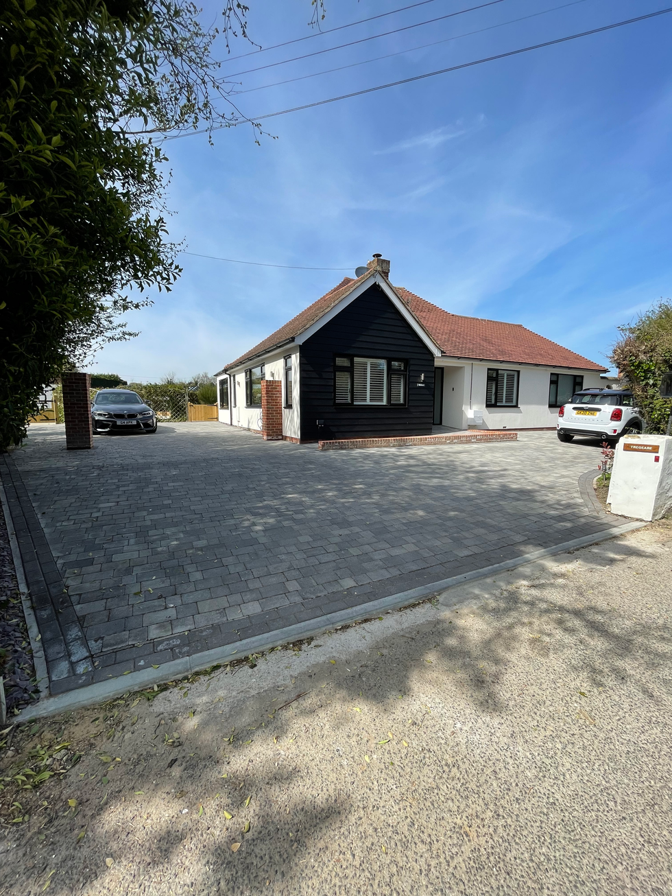 Driveway - Minster (H&H)