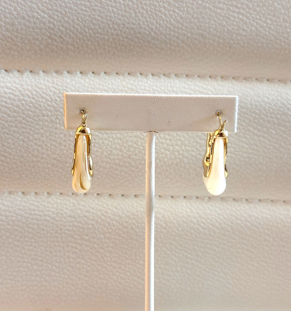 Thumbnail: Color Transparent Squared Hoops