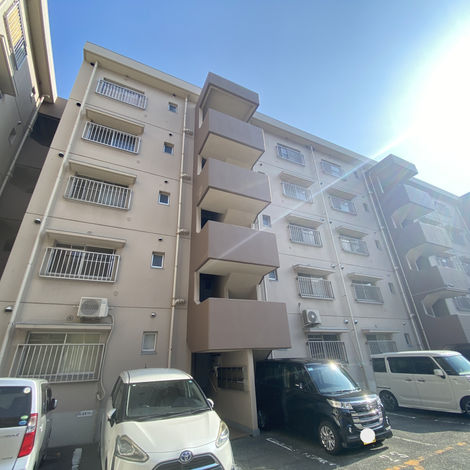 エメラルドマンション東那珂105