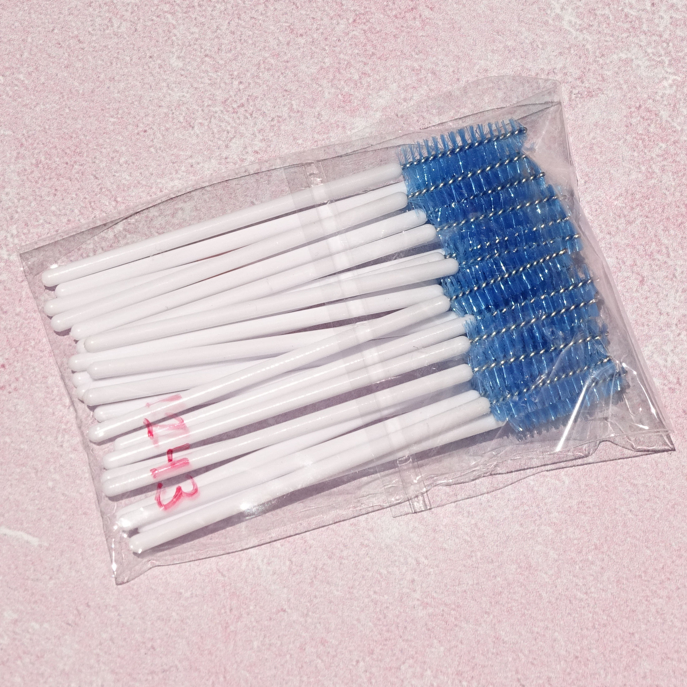 peine para pestañas