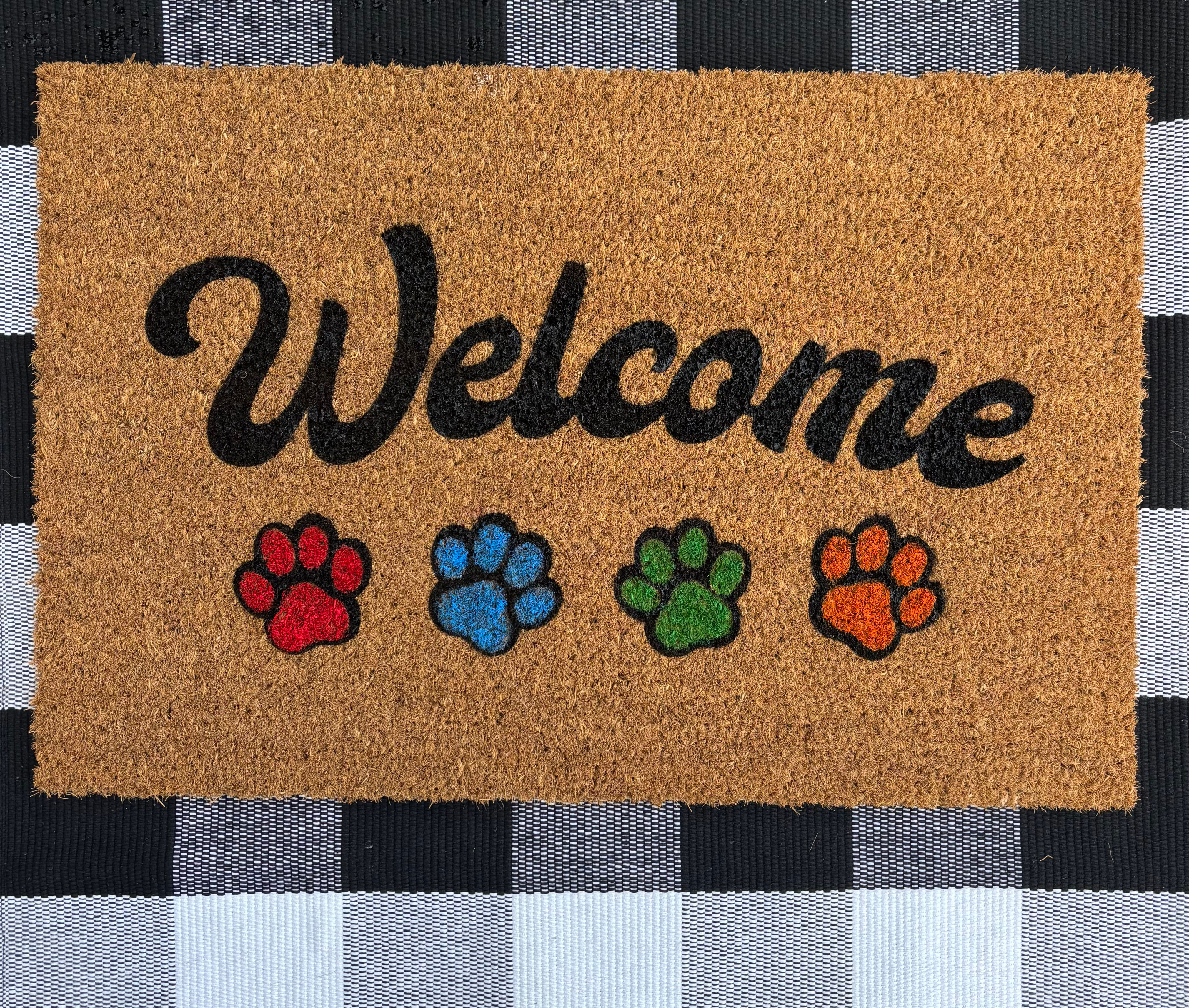 Welcome four paw prints 