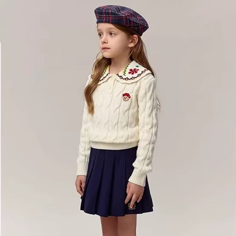 Thumbnail: Collar wool top