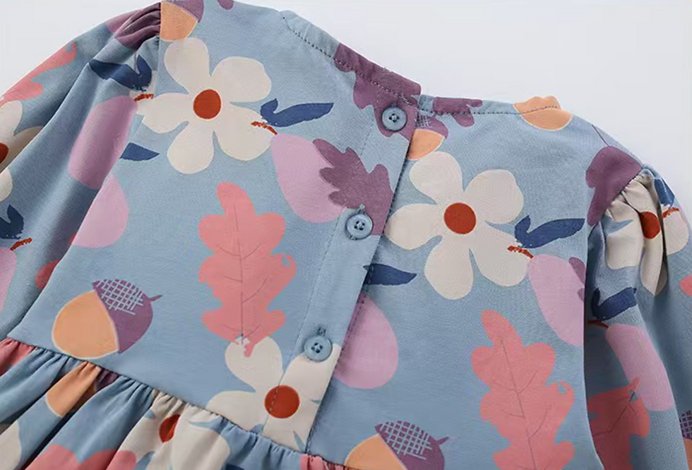 Thumbnail: Long sleeved printed dress