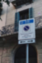 Barcelona “Area Blava” parking sign indicating paid short-term parking rules in the Eixample district