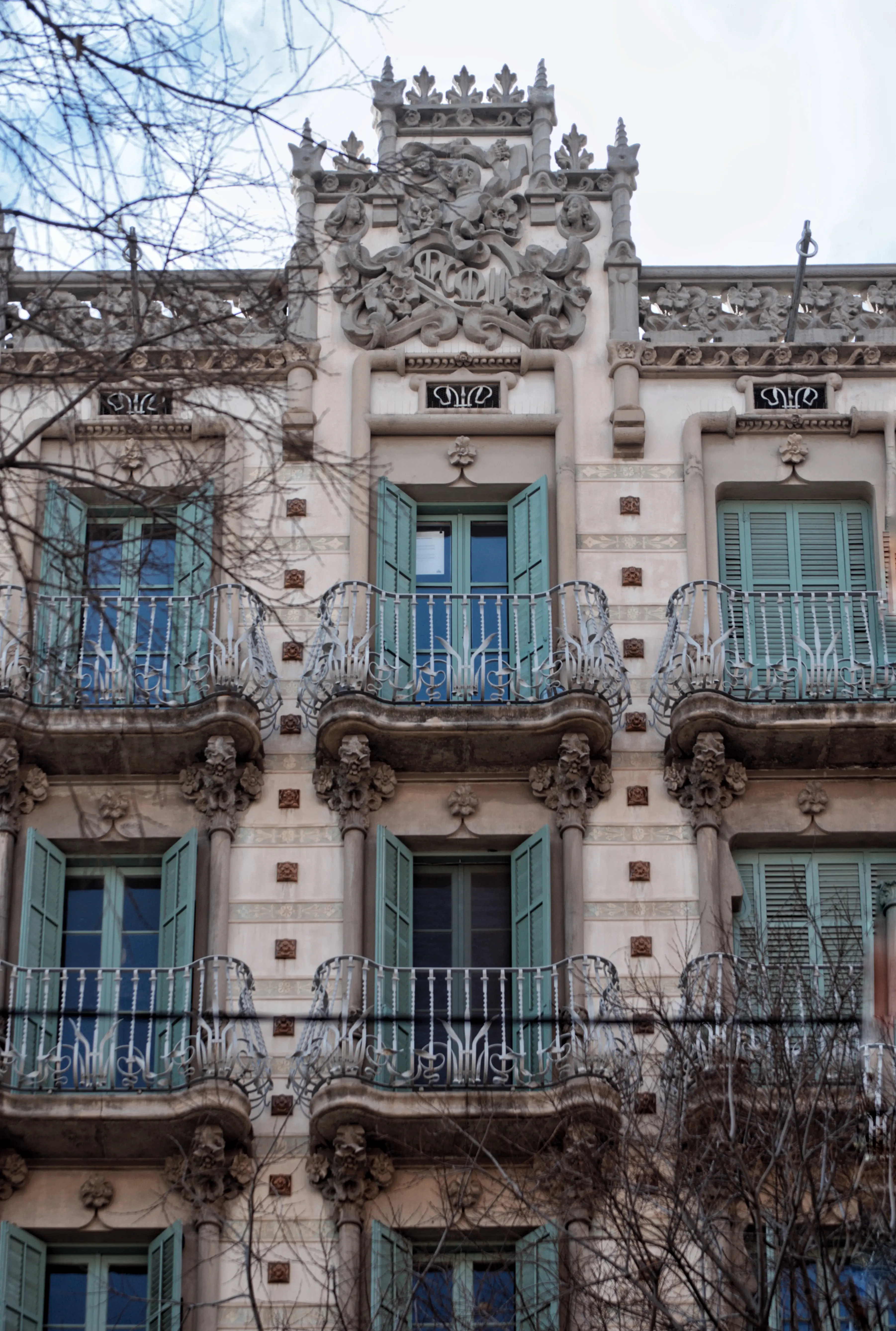 Casa Lamadrid (Carrer Girona 113)