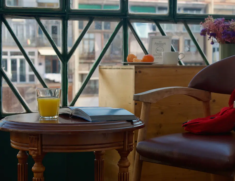 Quiet reading in Hostal Girona