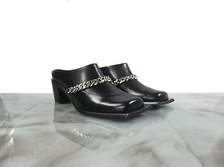 Lonel heeled square toe mule with chainlink | SUNNI SUNNI