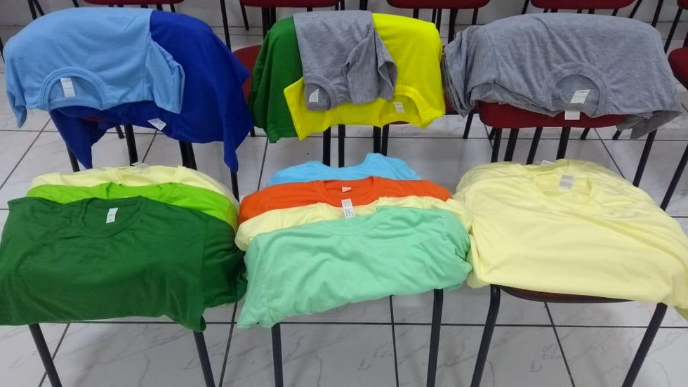 Camisas para doação