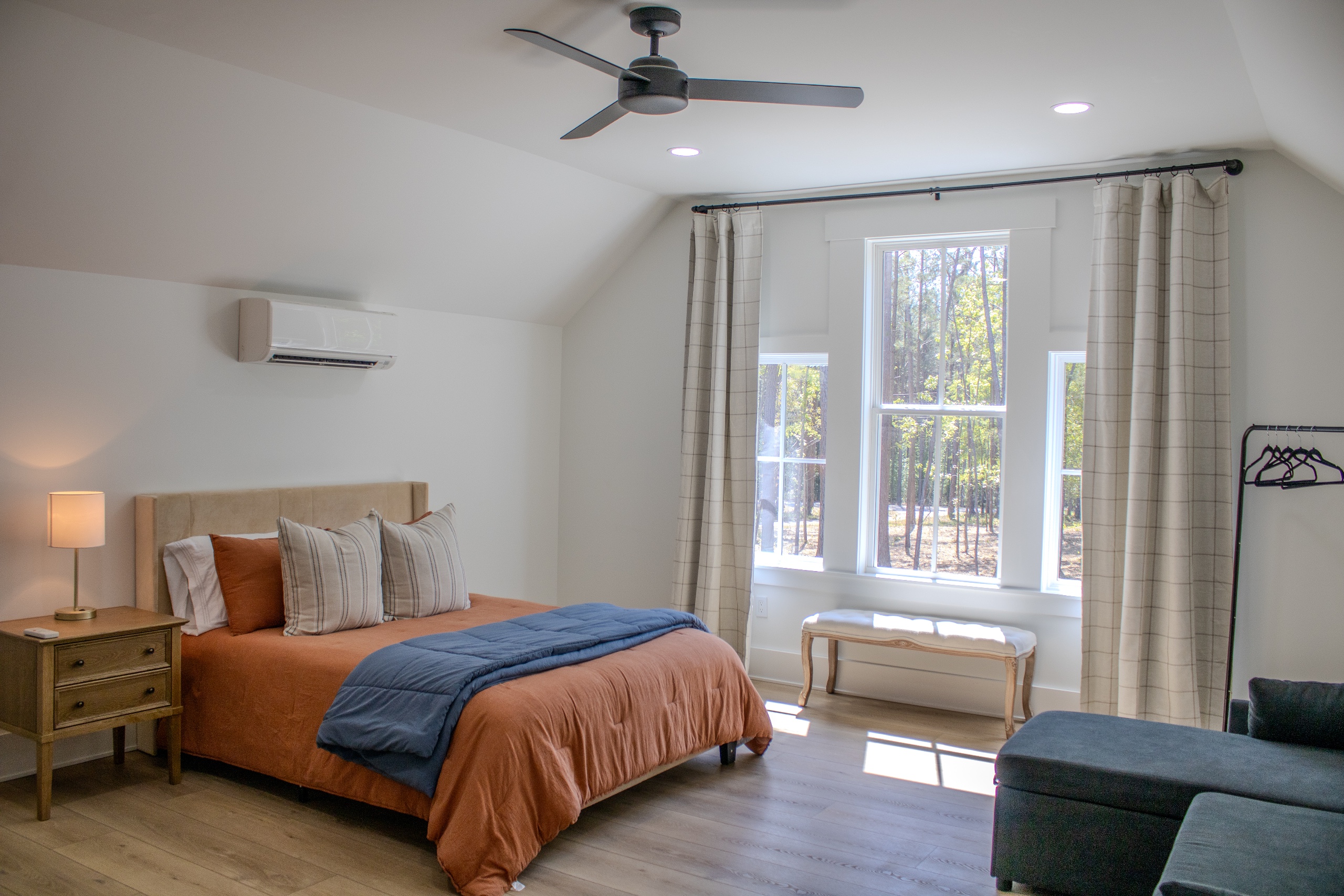 Guest Bedroom 3 (Upstairs)