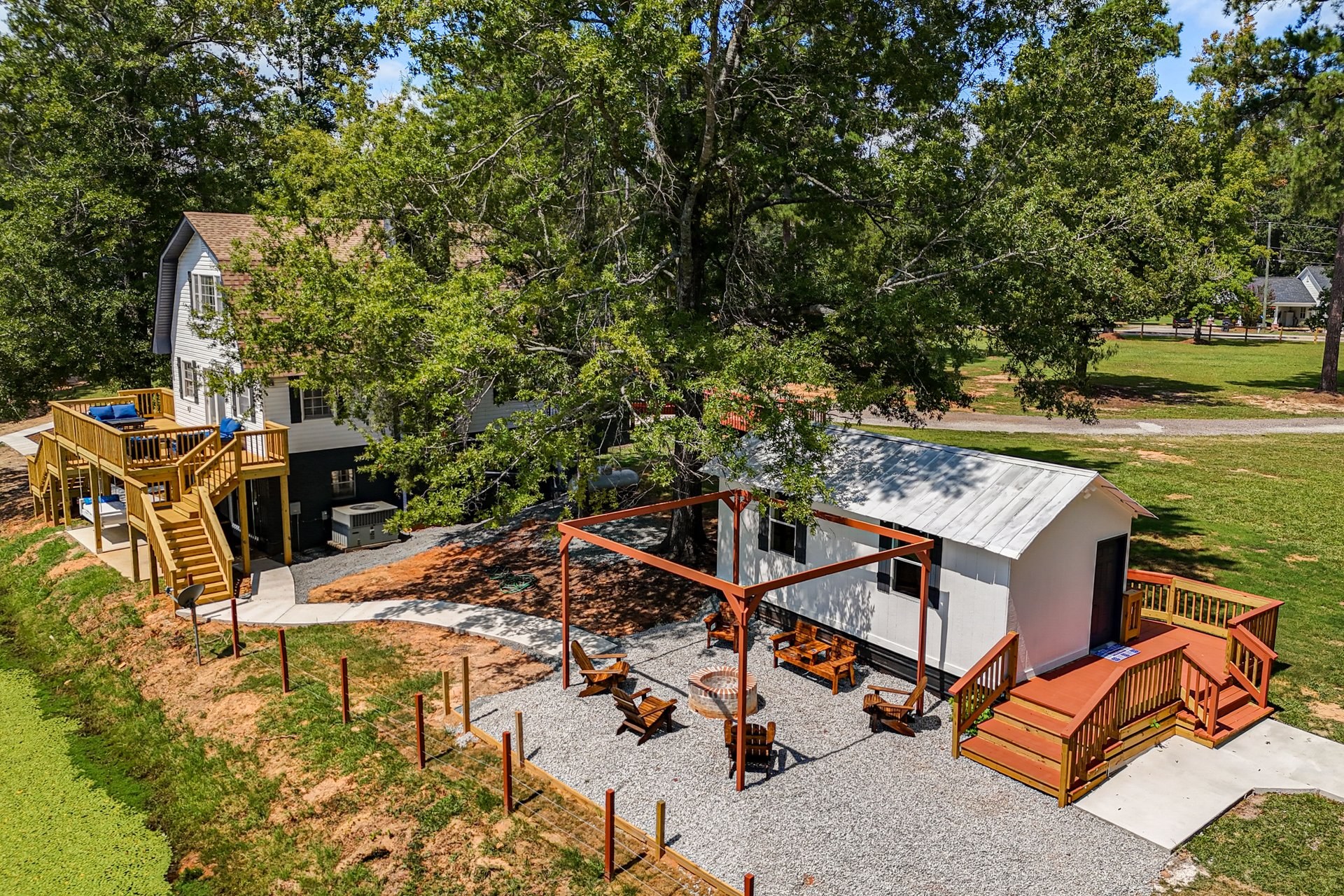 Outdoor entertaining area