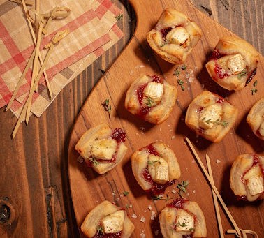 Cranberry Brie Bites