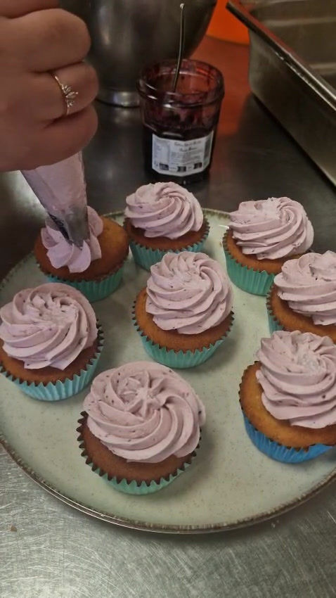 cupcake vanille chez Sara sur commande