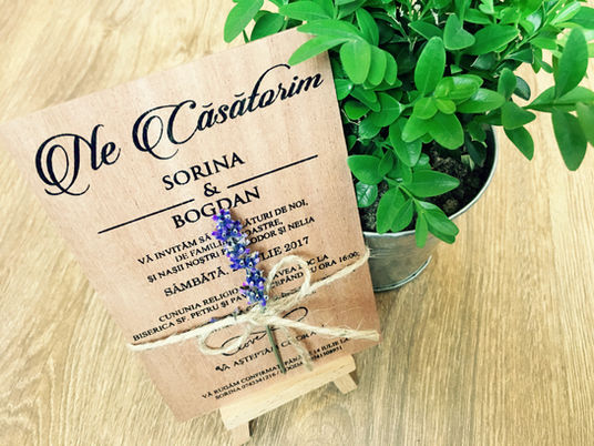 Invitatii rustice cu lavanda