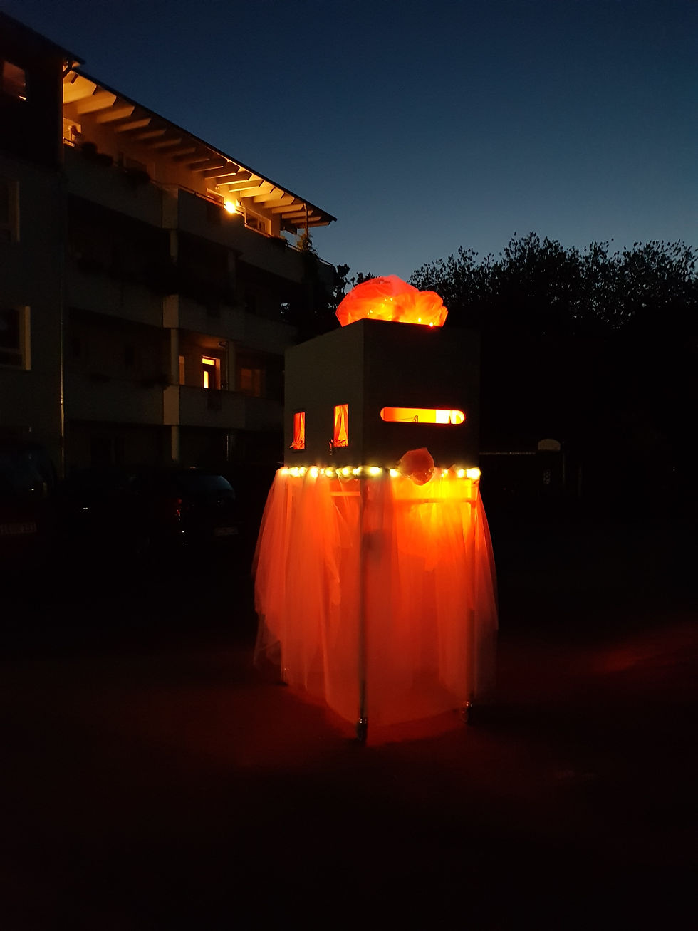 Holy Space bei Nacht Night of Light 2020