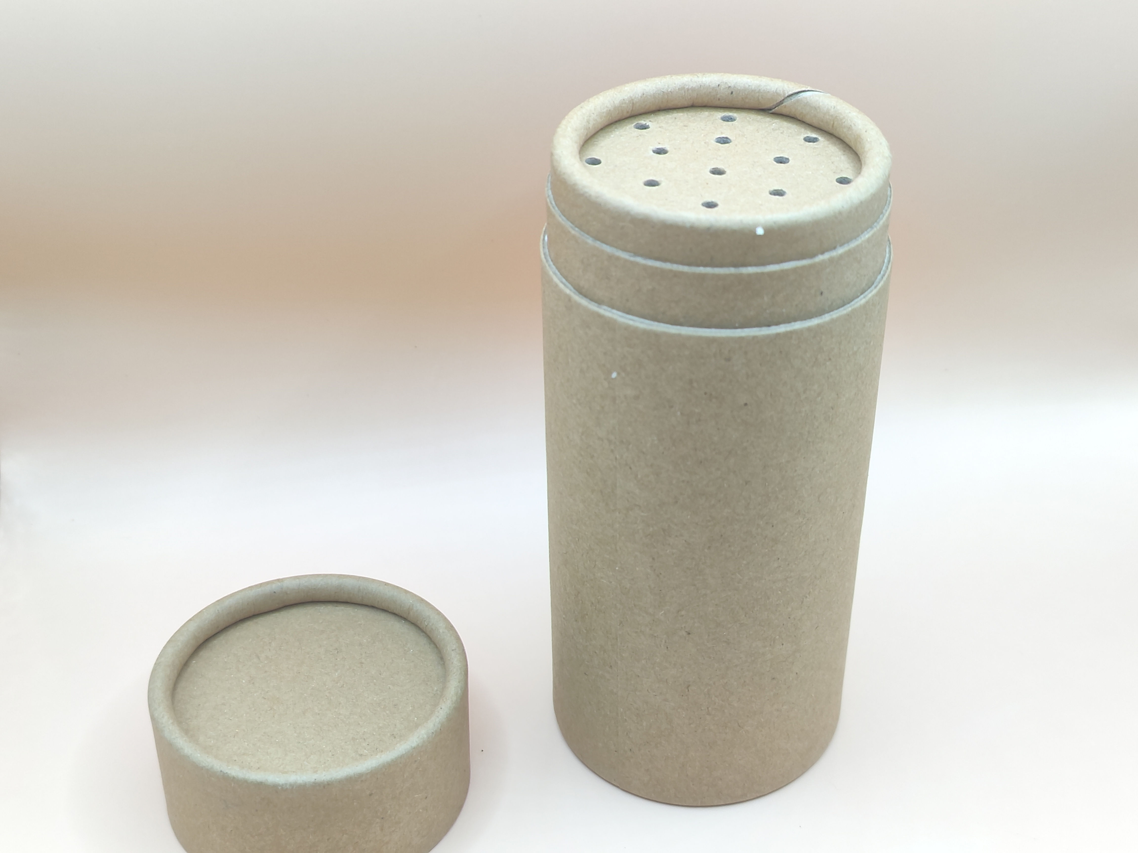 saupoudreuse carton kraft