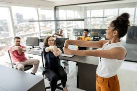Stretch and Flex: A Simple Way Office Workers Can Protect Their Health