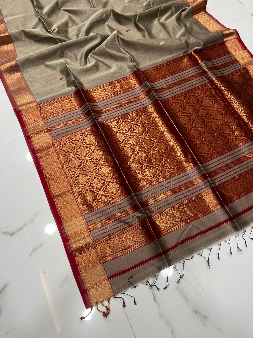 Maheshwari saree heavy pallu design