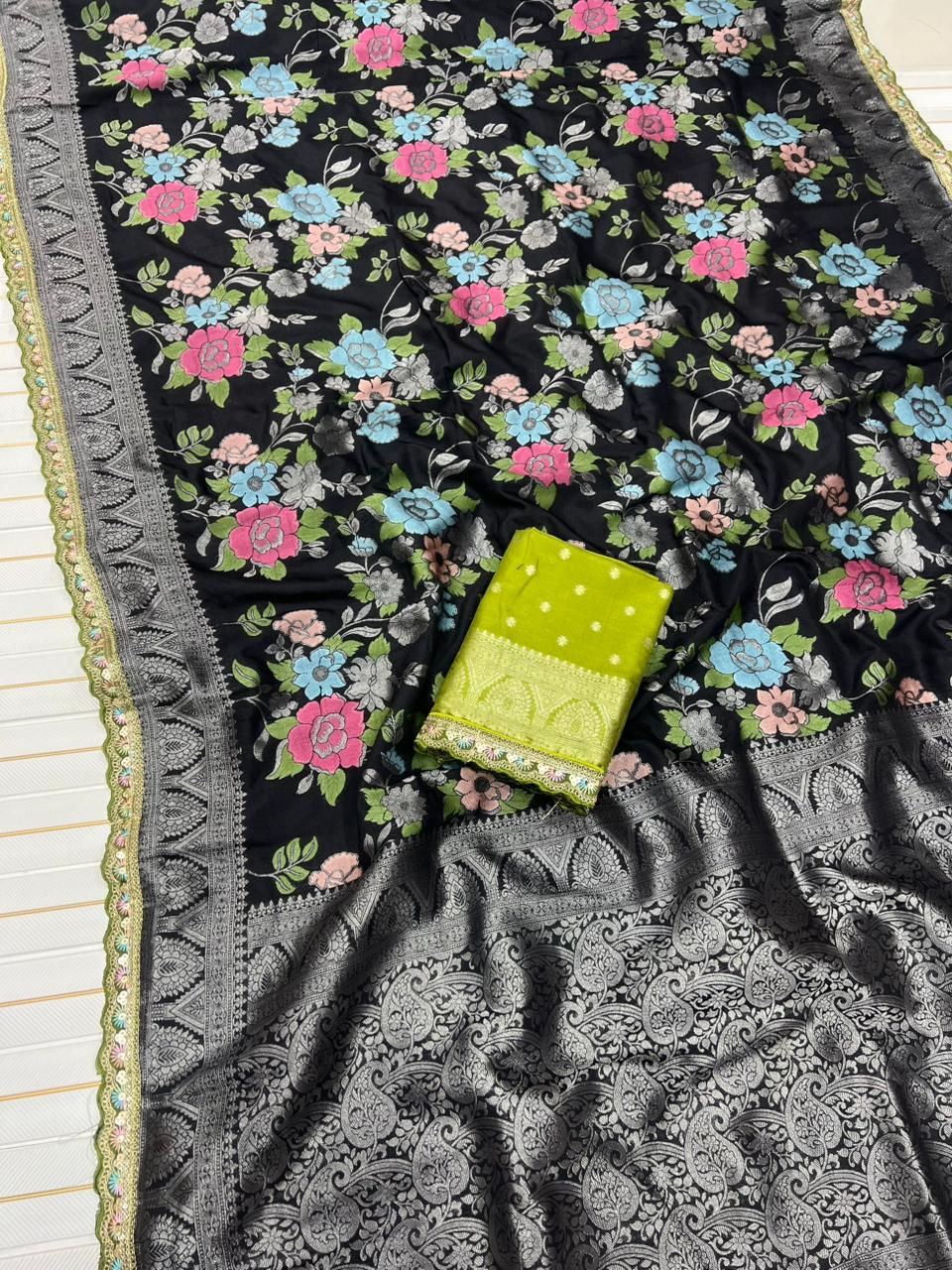 Thumbnail: Lightweight crepe saree for evening events