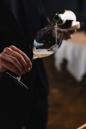 Champagner-Einschenken: Exklusives Event in Zürich
