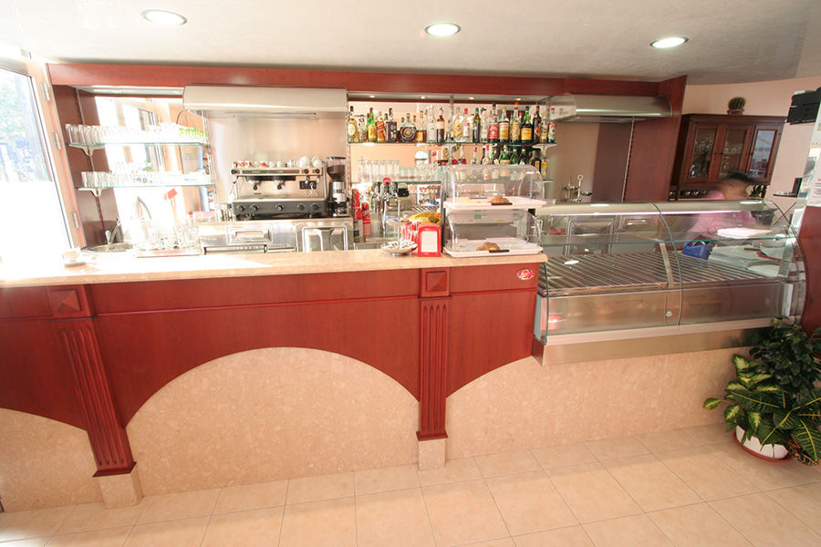 Classic bar & cafe design romina 2