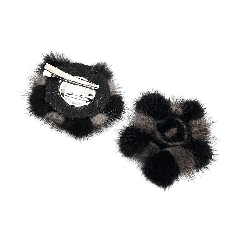 Thumbnail: Mink Fur Rose Brooch Pin / Toque Pin