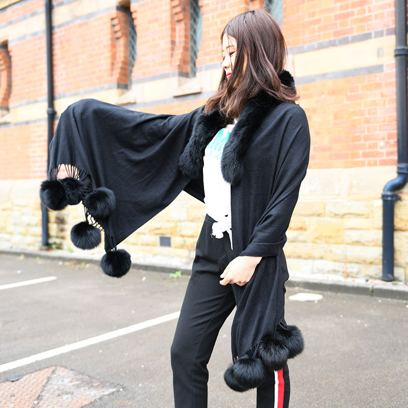 Thumbnail: Casheme -like Shawl with Fox Fur Trim and Pom Pom