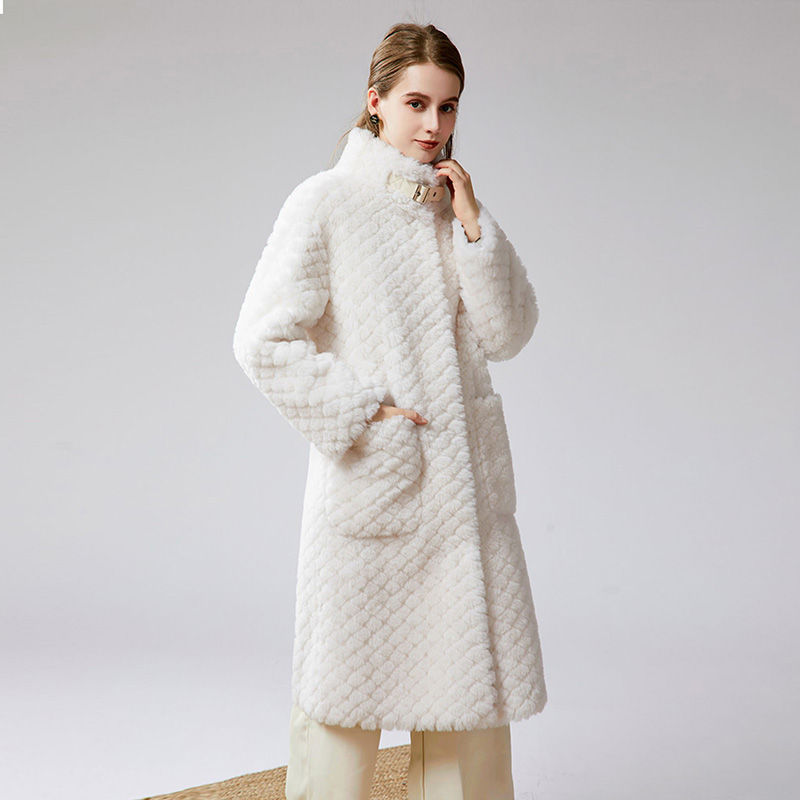Thumbnail: Sheep Wool Teddy Jacket in Ivory