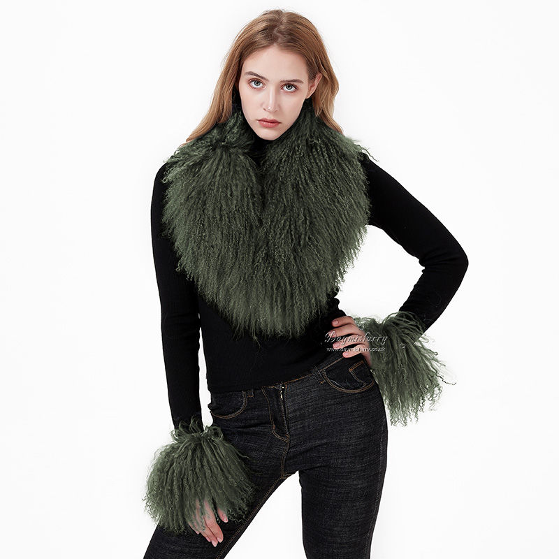 Thumbnail: Mongolian Lamb Wool  Collar & Bracelet Set in Olive