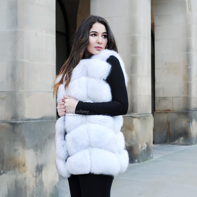 Thumbnail: Fox Fur  Gilet in White