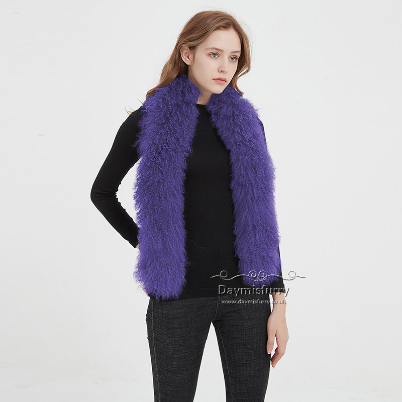 Thumbnail: Mongolian Lamb Wool Scarf in Purple