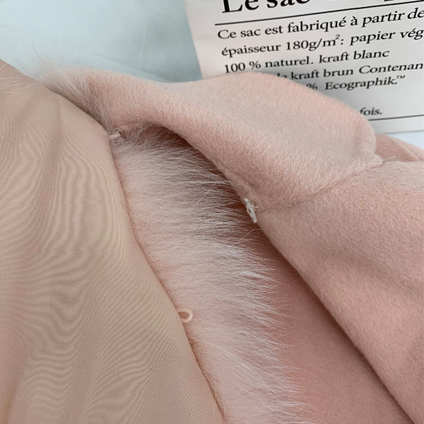 Thumbnail: Cashmere Wool Coat With Fur Collar & Cuffs in Pink