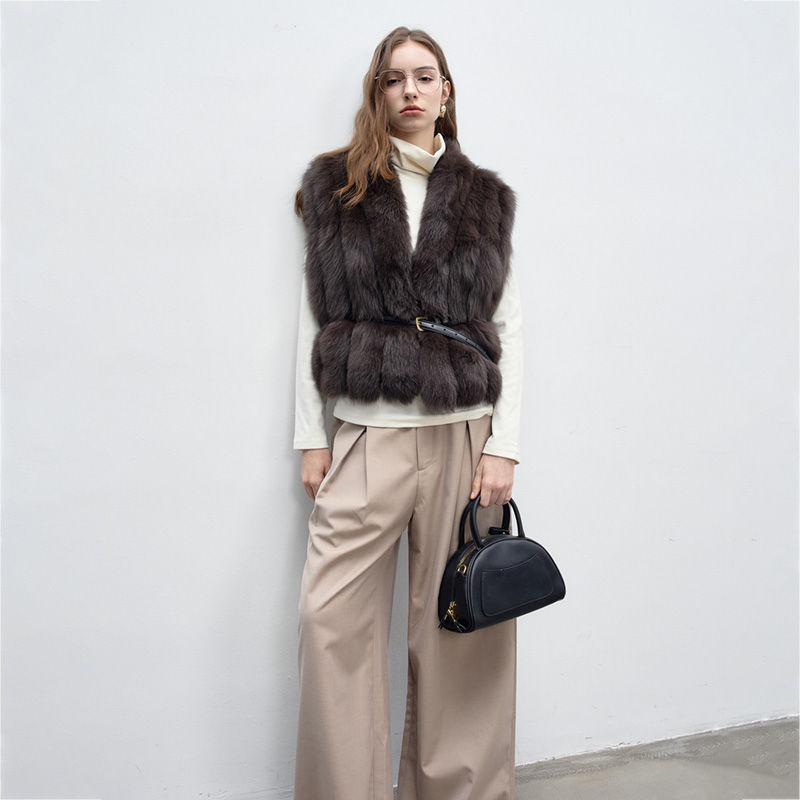 Thumbnail: Fox Fur Vest in Chocolate