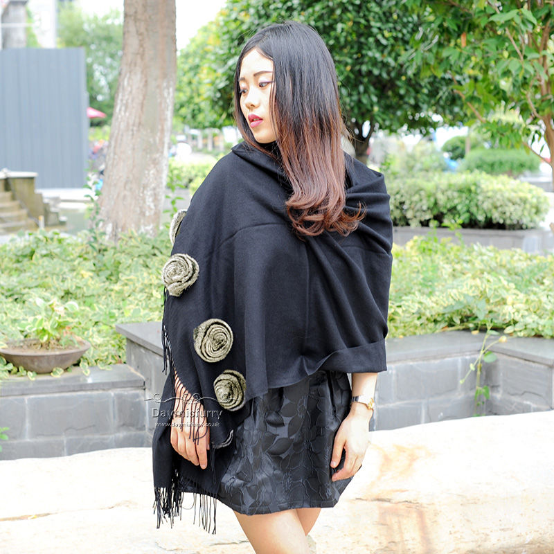 Thumbnail: Cashmere-Like Shawl With Rex Rabbit Fur Flower in Black