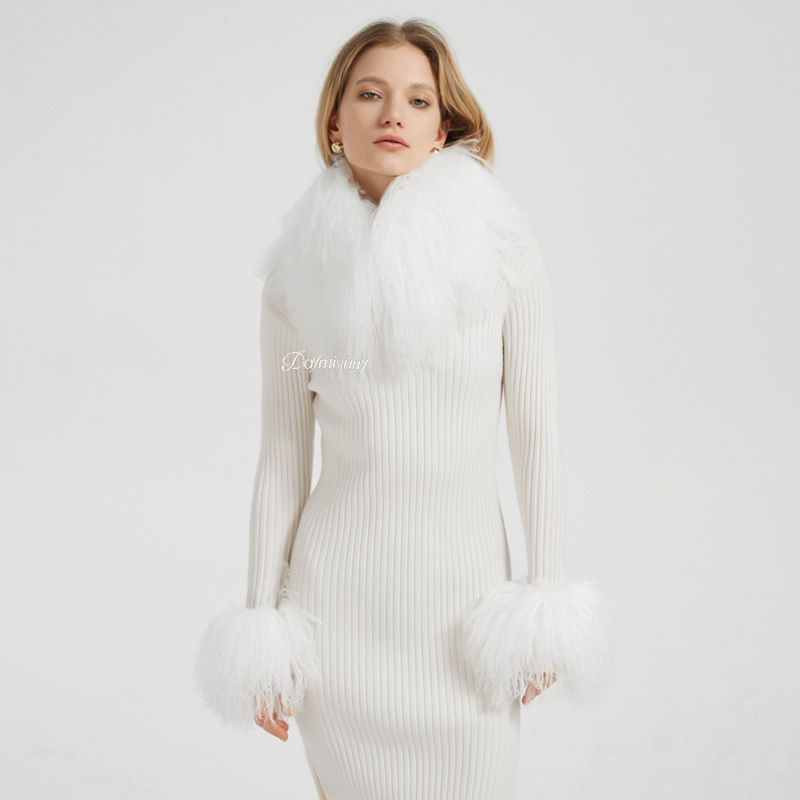 Thumbnail: Mongolian Lamb Fur Scarf & Bracelet Set in White