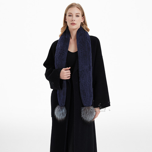 Rex Rabbit Pom Pom Scarf