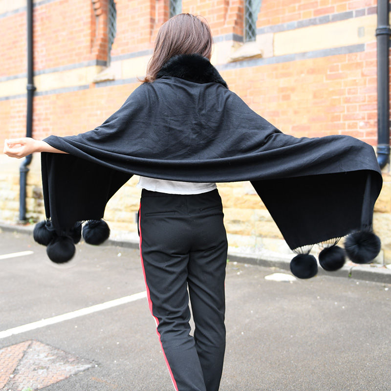 Thumbnail: Casheme -like Shawl with Fox Fur Trim and Pom Pom