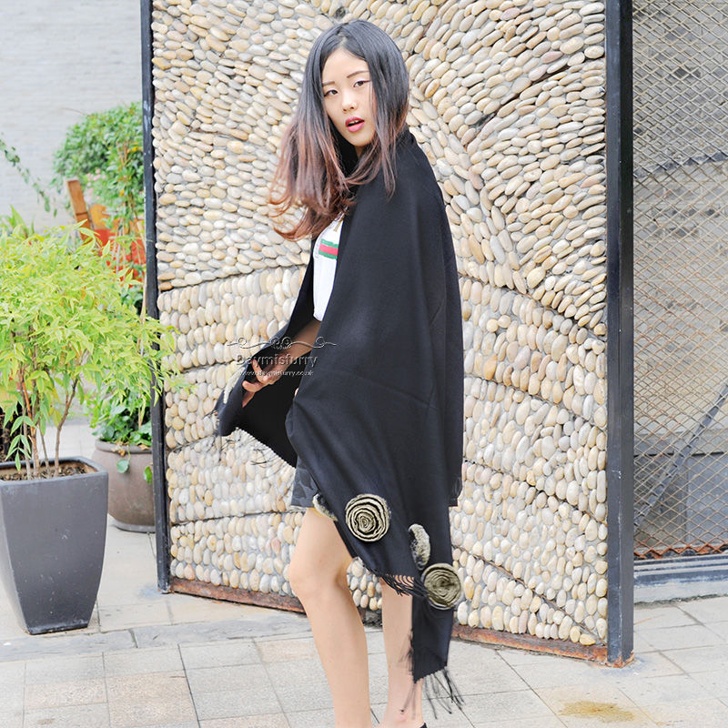 Thumbnail: Cashmere-Like Shawl With Rex Rabbit Fur Flower in Black